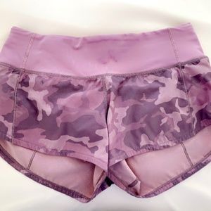 Lululemon Speed Up Low-Rise Lined Shorts 2.5